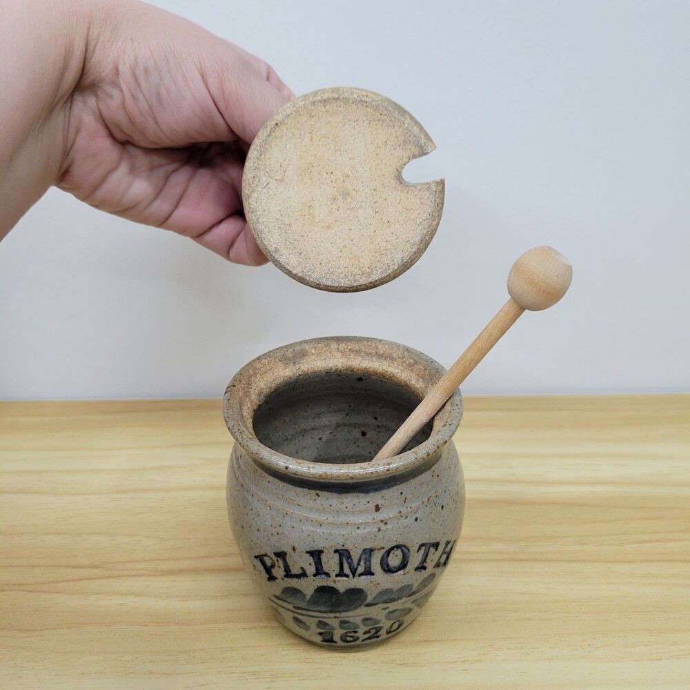 Plimoth 1620 Stoneware Honey Pot with Lid and Dipper – Historic Reproduction - Picture 7 of 12